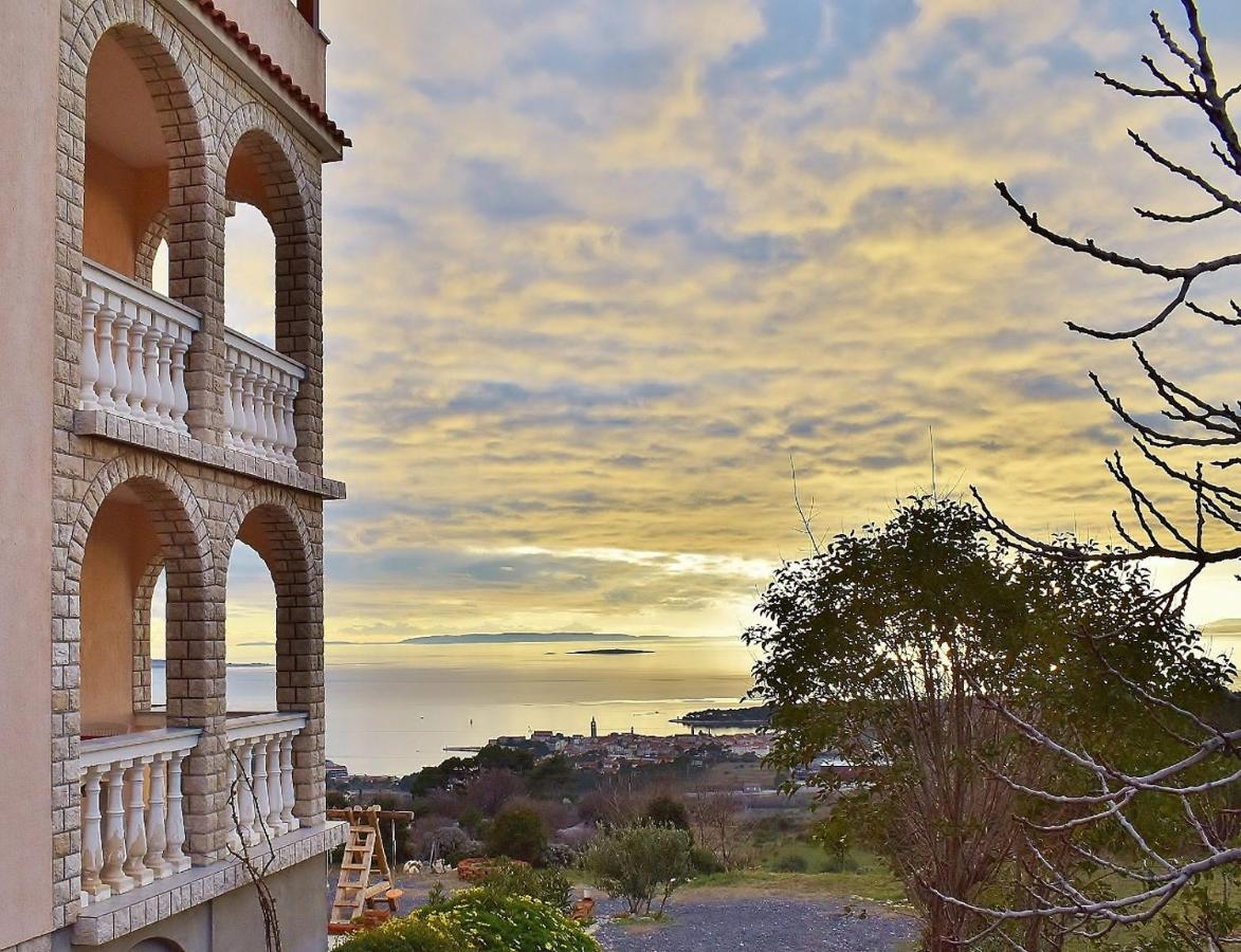 Apartments Panorama View Zeljko Scerbe Mundanije Екстер'єр фото